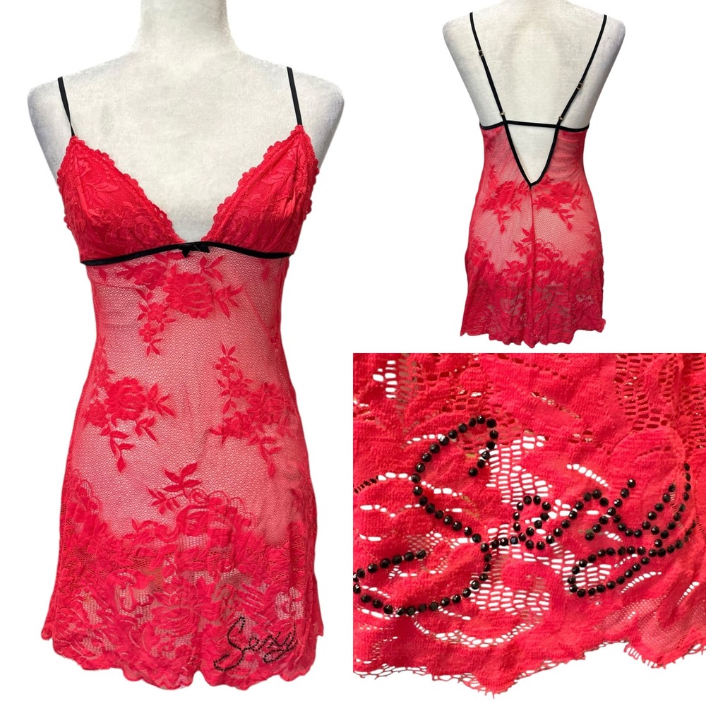 Vtg Y2K Victorias Secret Very Sexy‎ Red
Lace Bow Embellished Babydoll Chemise M